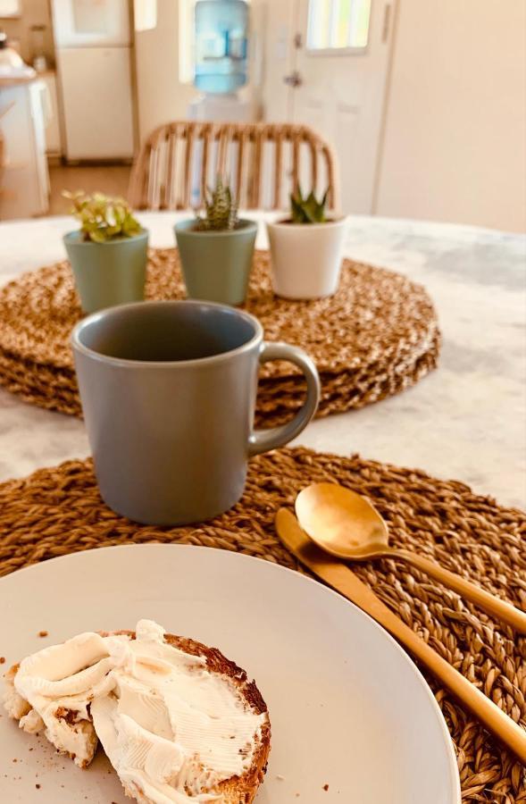 Casa Agave: Comfy Joshua Tree Cottage With Free Breakfast Bar Bagian luar foto